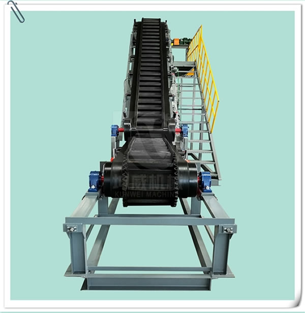 大傾角皮帶機(jī)為什么比平皮帶機(jī)貴一些？